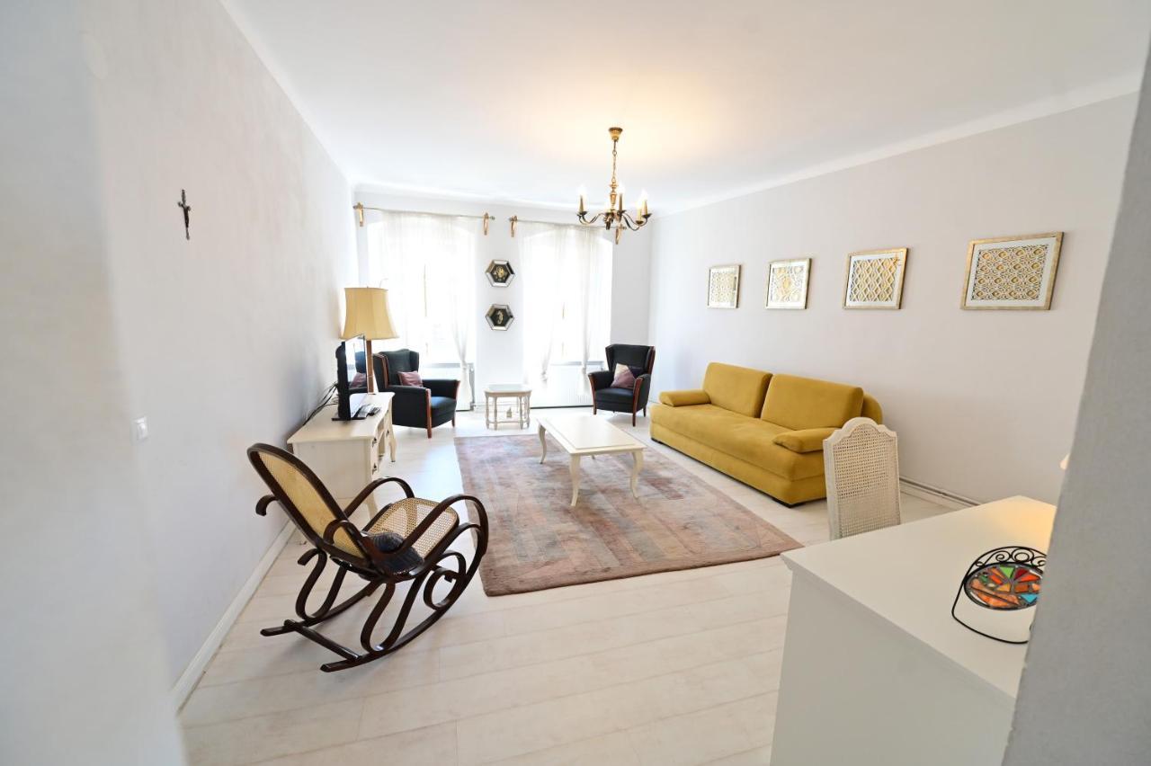 Flh - Anna'S Guest House Сибиу Экстерьер фото